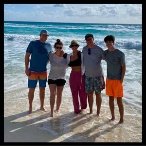 Meet your Posher, Abbie